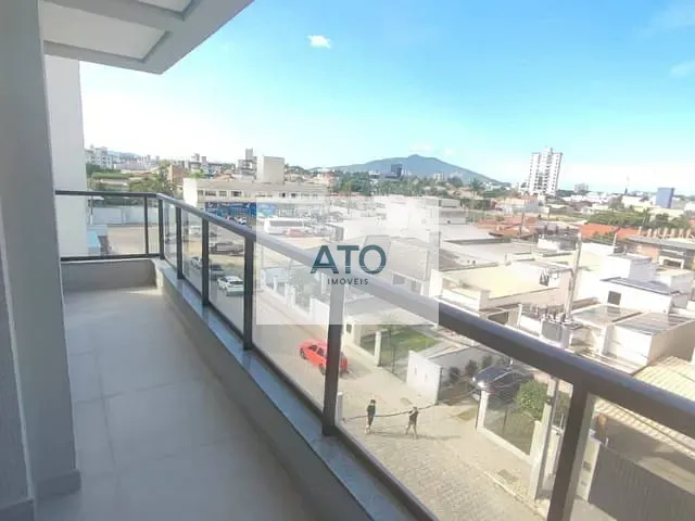 Apartamento 2 quartos e 2 banheiros, para alugar, no bairro Centro em Tijucas