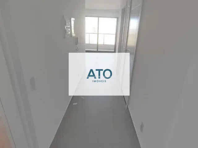 Apartamento 2 quartos e 2 banheiros, para alugar, no bairro Centro em Tijucas