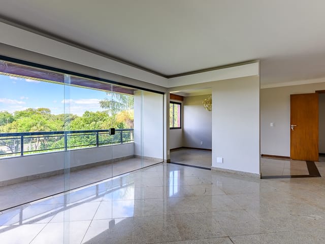 Apartamento 3 quartos e 5 banheiros, à venda, no bairro Asa Norte em Brasília