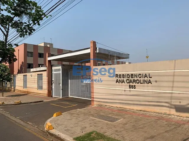 Apartamento 3 quartos e 1 banheiro, à venda, no bairro Parque Jamaica em Londrina