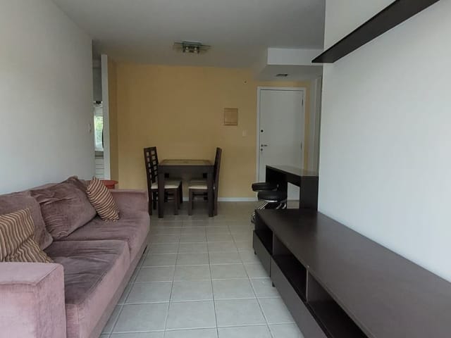 Apartamento 1 quarto e 1 banheiro, para alugar, no bairro Centro em Rio de Janeiro