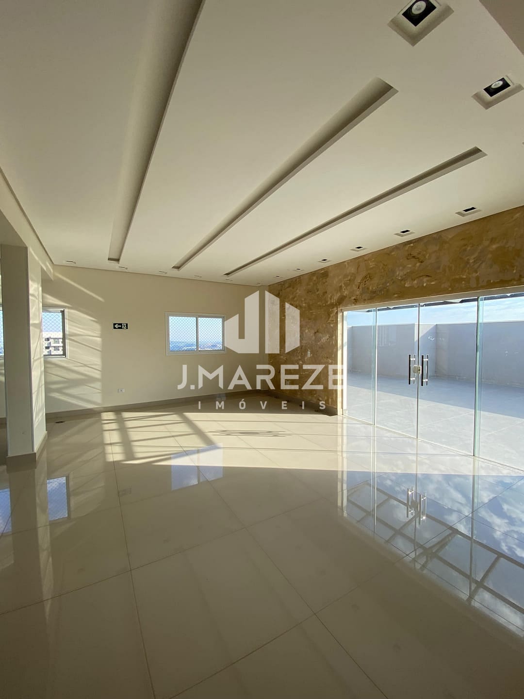 Apartamento à venda com 2 quartos, 89m² - Foto 28