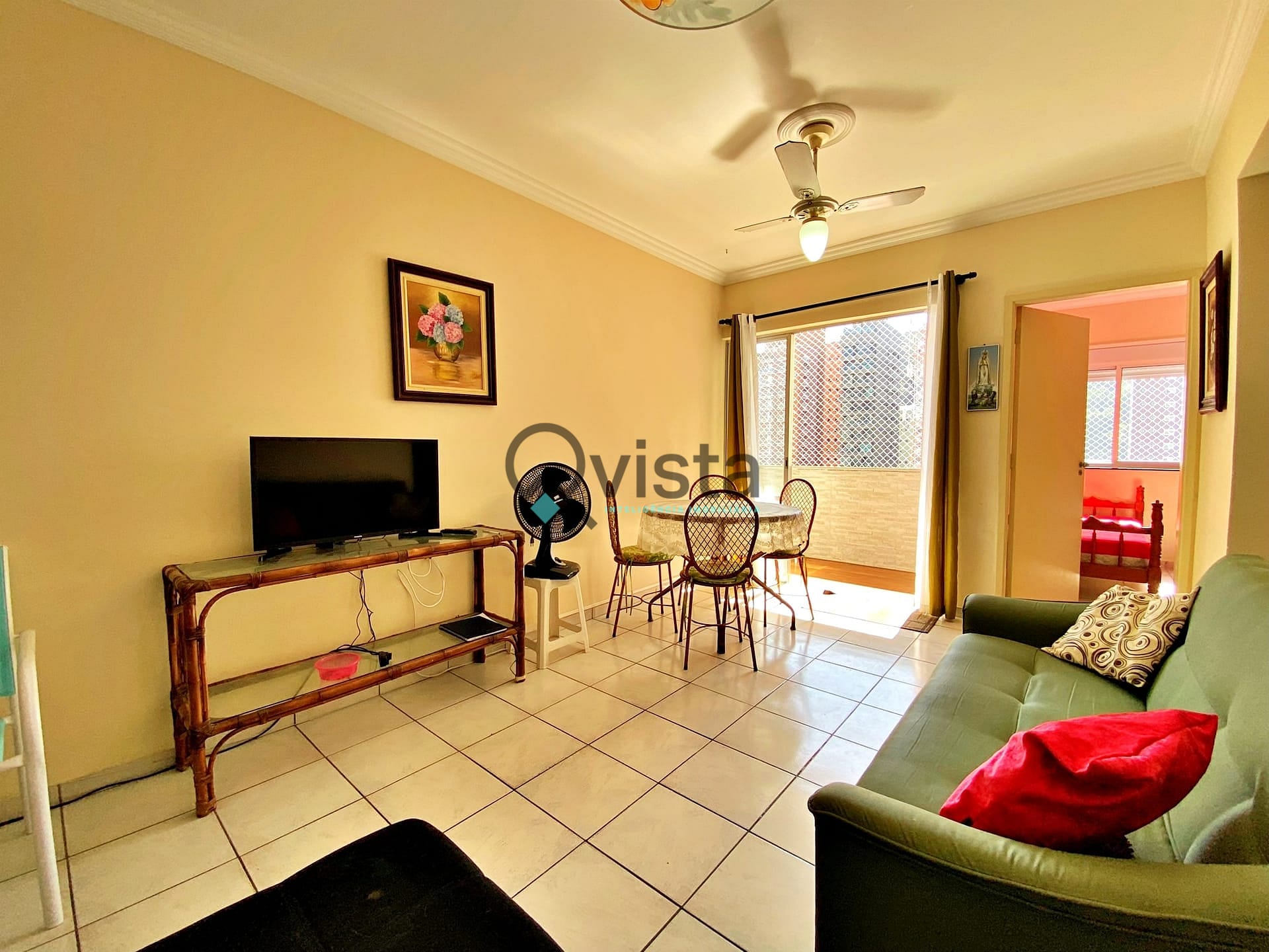 Apartamento à venda com 2 quartos, 70m² - Foto 4