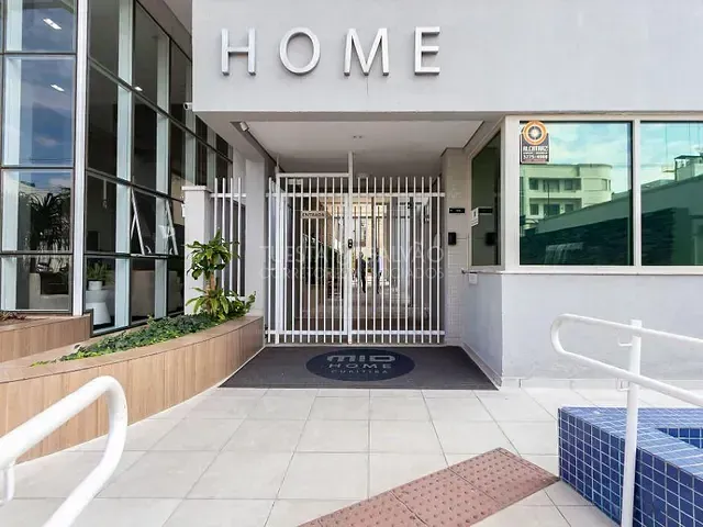 Apartamento com 40m² 1 quarto e 1 banheiro, para alugar, no bairro Centro em Curitiba