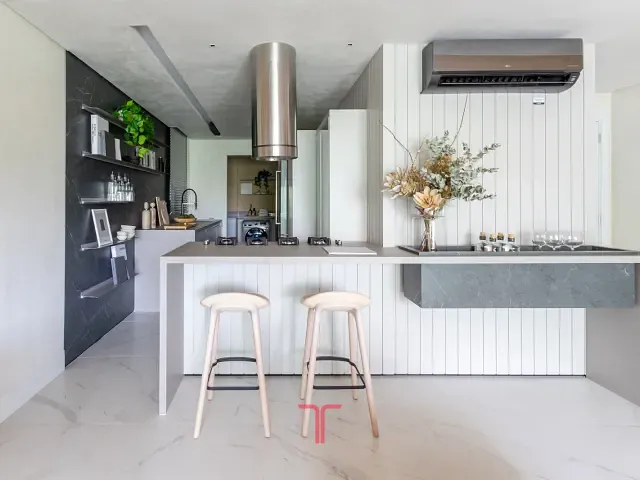 Apartamento com 129m² 3 quartos e 2 banheiros, à venda, no bairro Água Verde em Curitiba