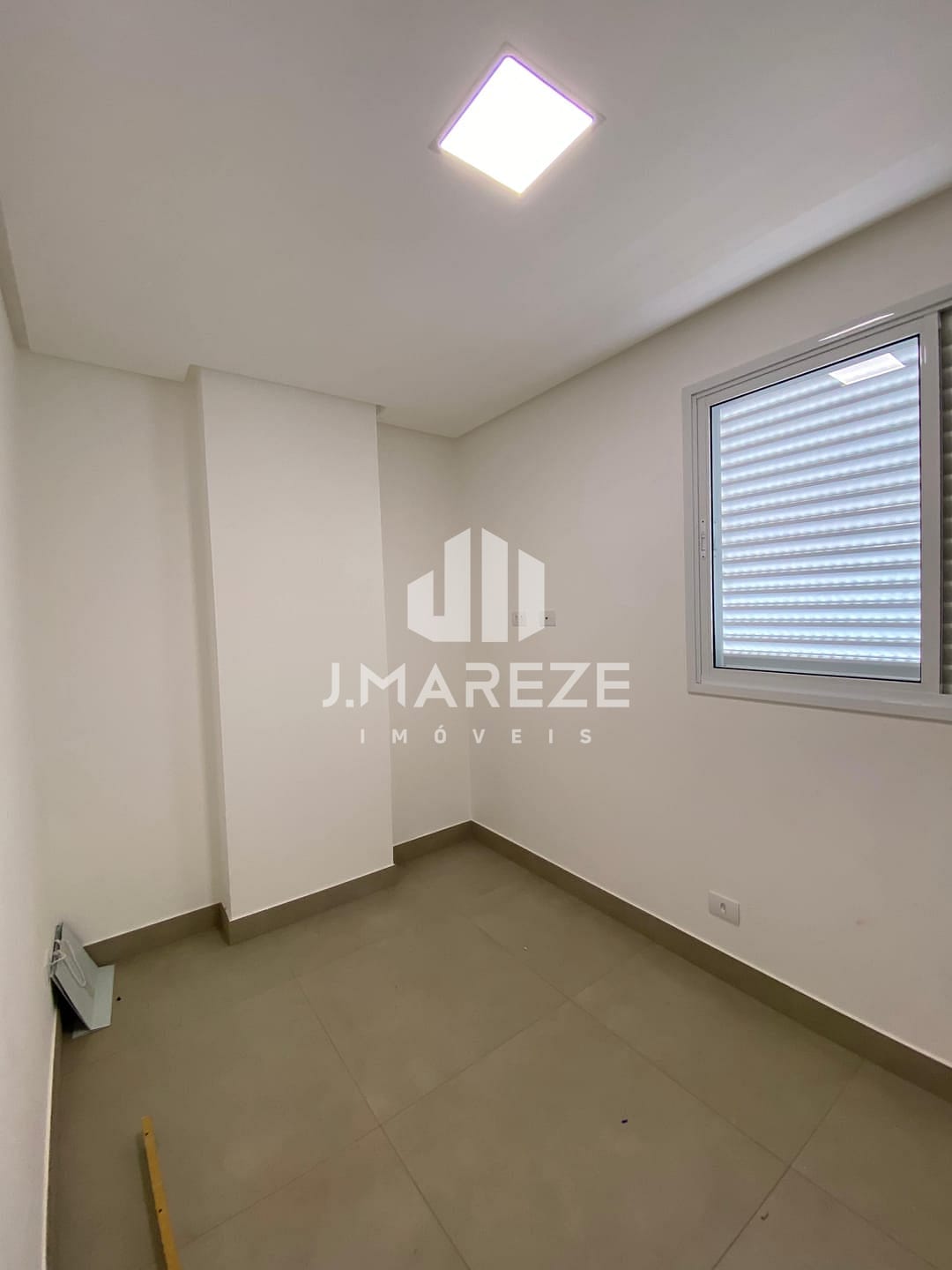 Apartamento à venda com 2 quartos, 68m² - Foto 14