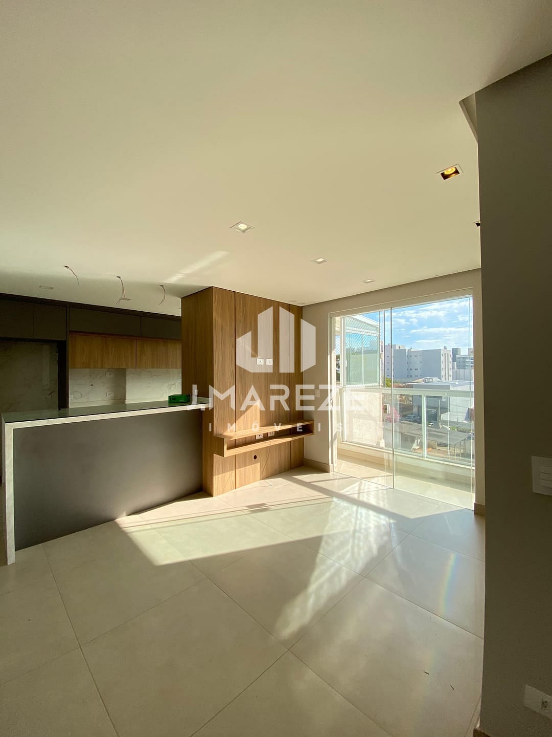 Apartamento à venda com 2 quartos, 68m² - Foto 5