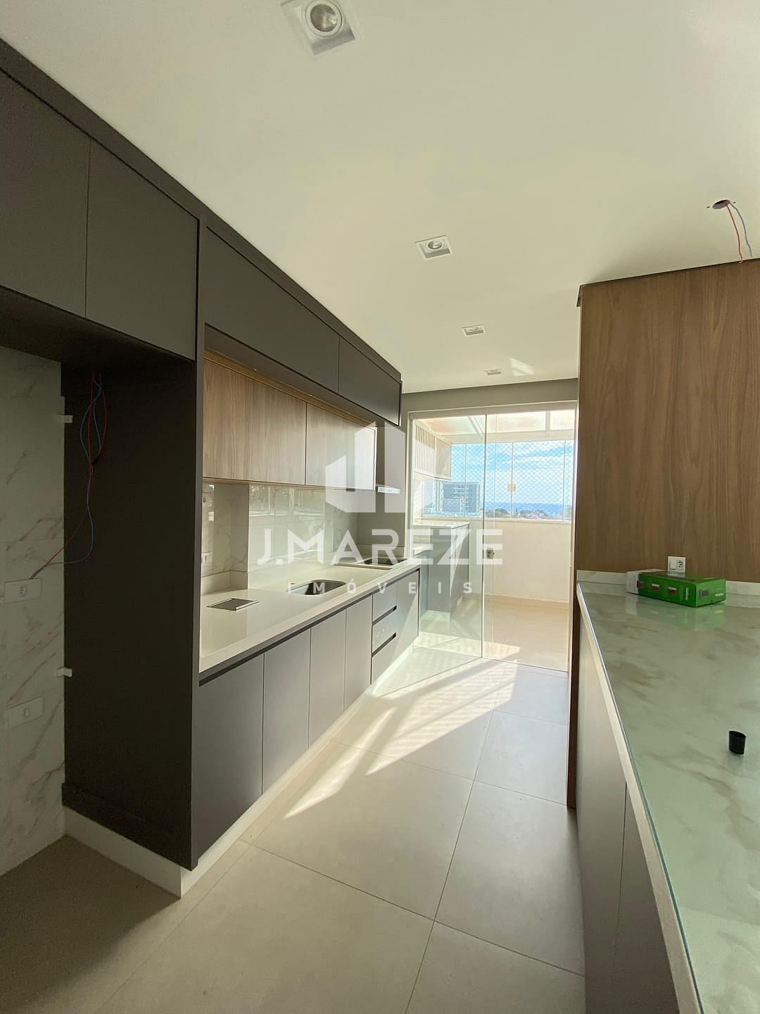 Apartamento à venda com 2 quartos, 68m² - Foto 7