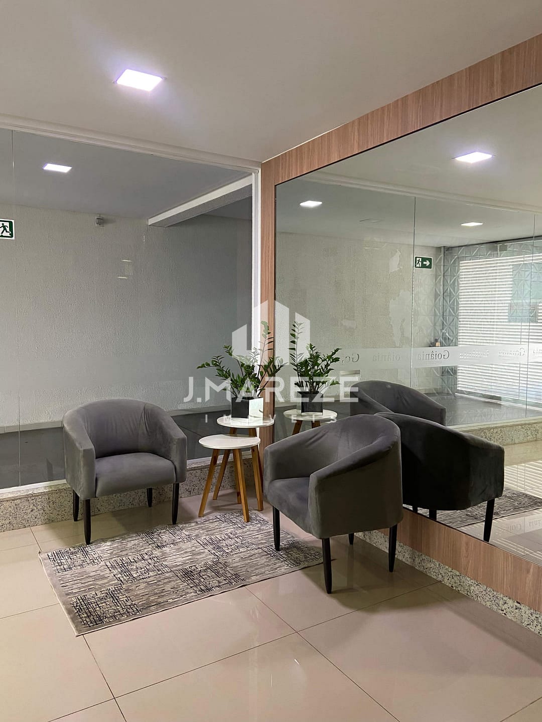 Apartamento à venda com 2 quartos, 68m² - Foto 1