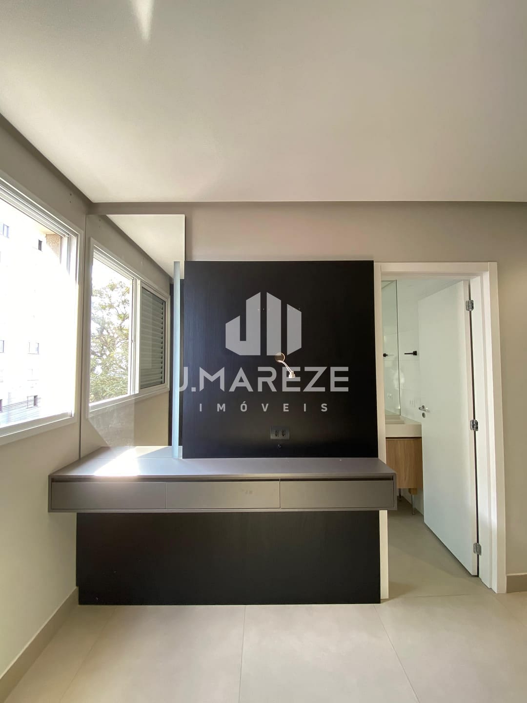 Apartamento à venda com 2 quartos, 68m² - Foto 23