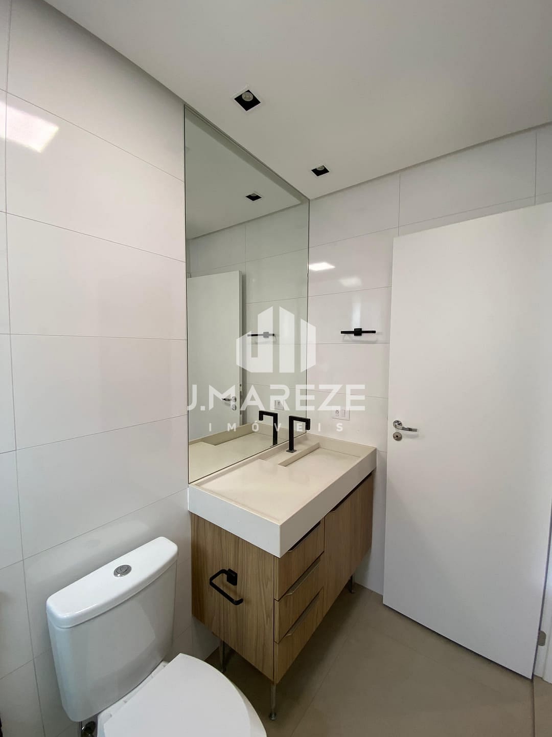 Apartamento à venda com 2 quartos, 68m² - Foto 22