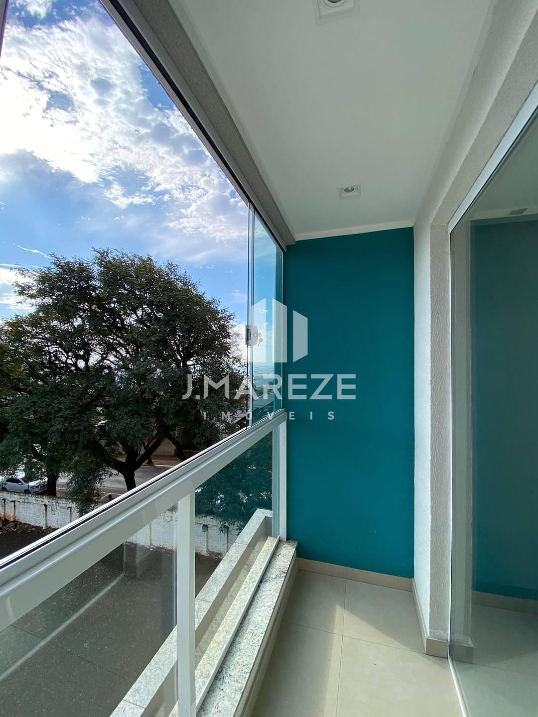 Apartamento à venda com 2 quartos, 68m² - Foto 25