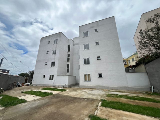 Apartamento 2 quartos e 1 banheiro, à venda, no bairro Arvoredo em Contagem