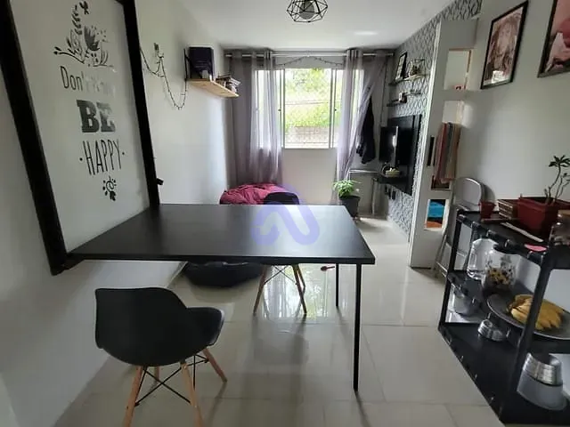 Apartamento 2 quartos e 1 banheiro, à venda, no bairro Jardim Dayse em Ferraz de Vasconcelos