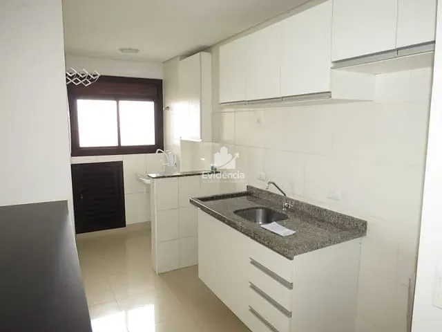 Apartamento com 111m² 3 quartos e 2 banheiros, à venda, no bairro Centro em Londrina