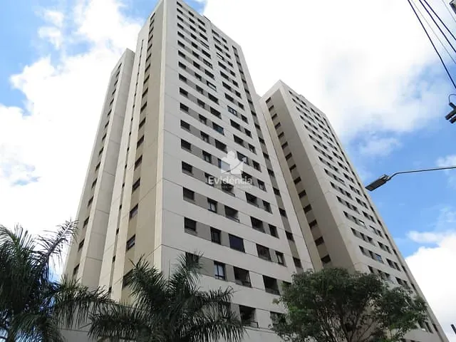 Apartamento com 111m² 3 quartos e 2 banheiros, à venda, no bairro Centro em Londrina