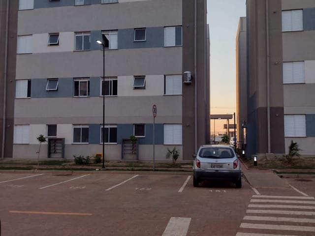 Apartamento 2 quartos e 1 banheiro, à venda ou para alugar, no bairro Fazenda Rio Preto em São José do Rio Preto