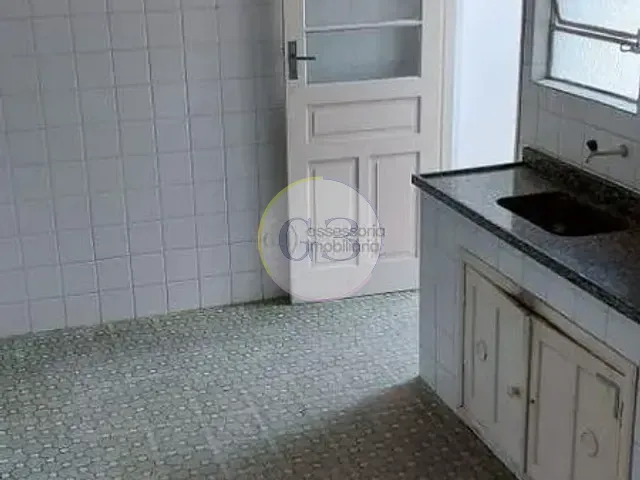 Apartamento 2 quartos e 1 banheiro, para alugar, no bairro Centro em Pelotas