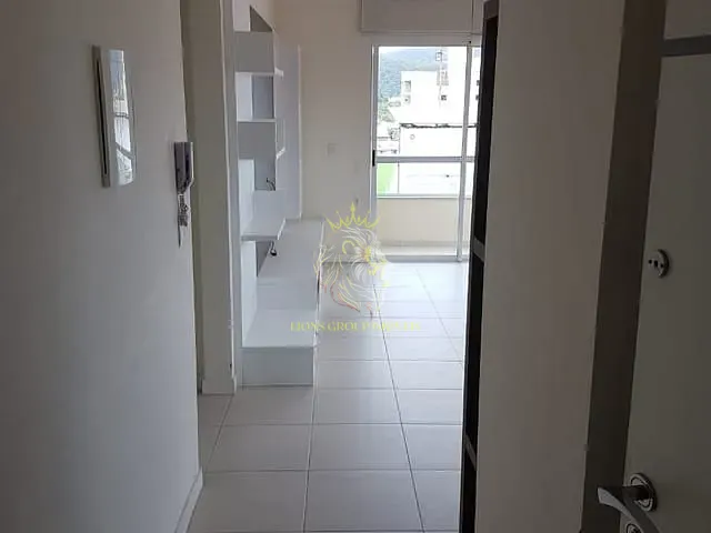 Apartamento 2 quartos e 2 banheiros, à venda, no bairro Centro em Camboriú