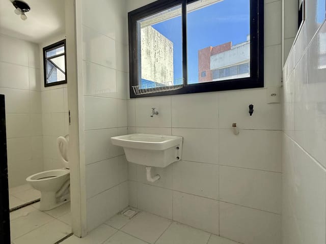 Apartamento 3 quartos e 2 banheiros, à venda, no bairro Luzia em Aracaju