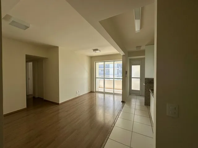 Apartamento com 10m² 3 quartos e 1 banheiro, à venda, no bairro Gleba Palhano em Londrina