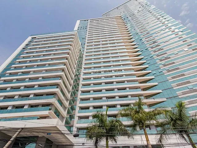 Apartamento com 80m², à venda, no bairro Centro em Curitiba