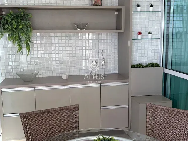 Apartamento 1 quarto e 1 banheiro, à venda ou para alugar, no bairro Marina em Salvador