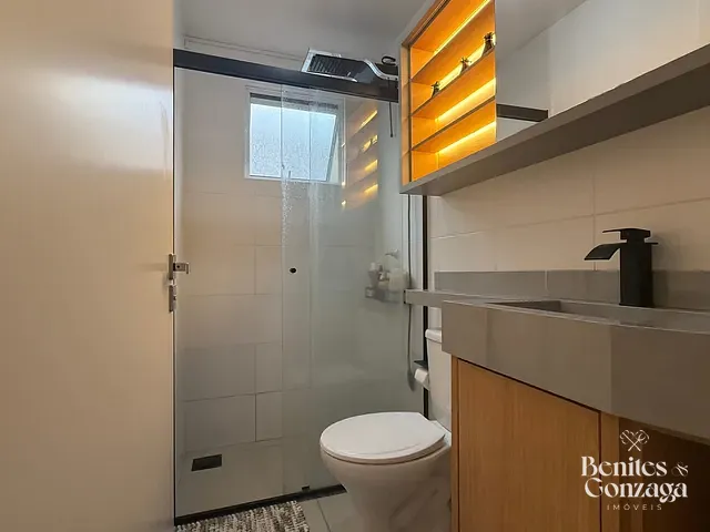 Apartamento 2 quartos e 2 banheiros, à venda, no bairro Parque Industrial em Maringá