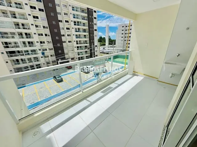 Apartamento com 70m² 3 quartos e 2 banheiros, para alugar, no bairro Farolândia em Aracaju