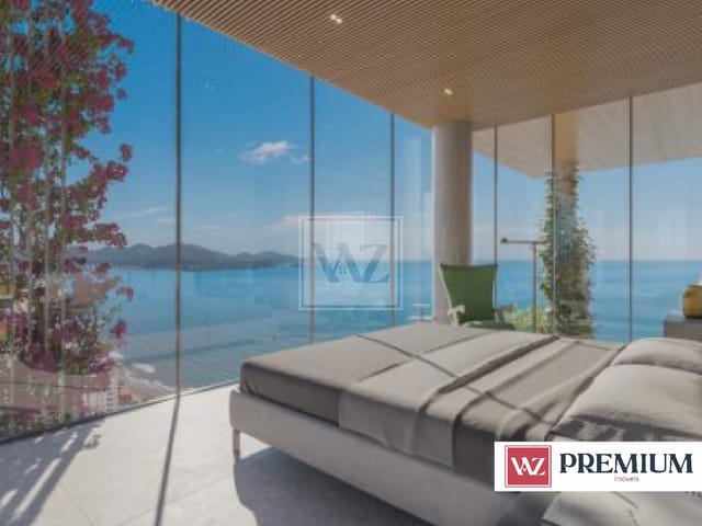 Apartamento com 296m² 4 quartos e 5 banheiros, à venda, no bairro meia praia em Itapema