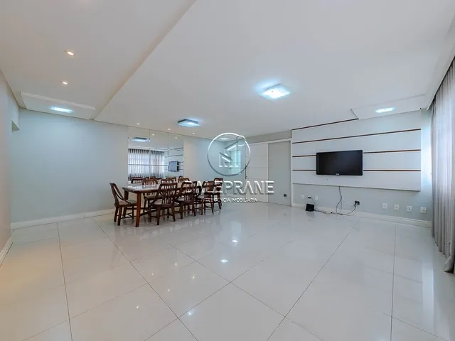 Apartamento 3 quartos e 3 banheiros, à venda, no bairro Asa Norte em Brasília