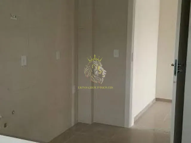 Apartamento 2 quartos e 2 banheiros, à venda, no bairro Lídia Duarte em Camboriú