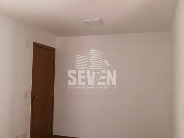 Apartamento 2 quartos e 1 banheiro, à venda, no bairro Núcleo Residencial Presidente Geisel em Bauru