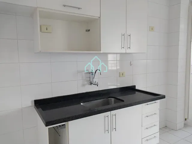 Apartamento 2 quartos e 2 banheiros, para alugar, no bairro Centro em Taubaté