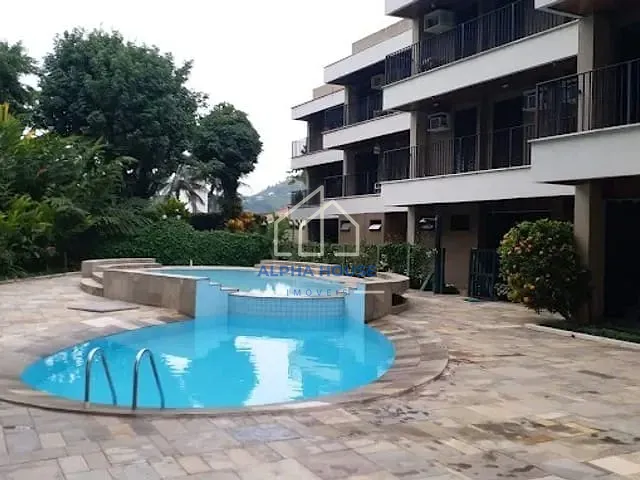 Apartamento 3 quartos e 2 banheiros, à venda, no bairro Enseada em Ubatuba