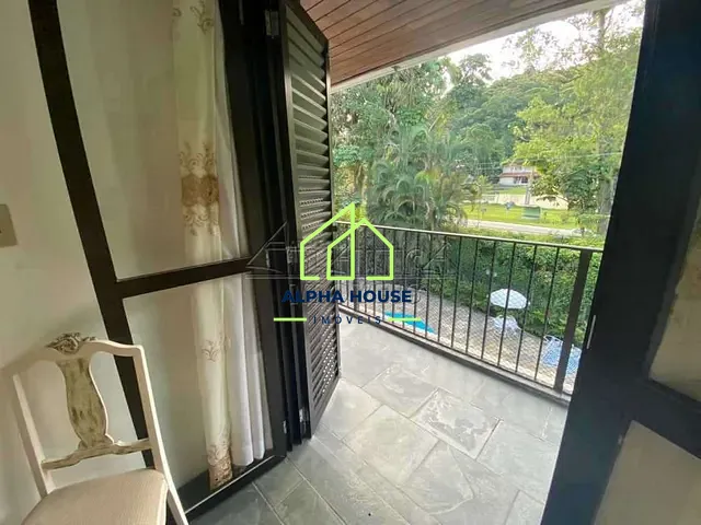 Apartamento 3 quartos e 2 banheiros, à venda, no bairro Enseada em Ubatuba
