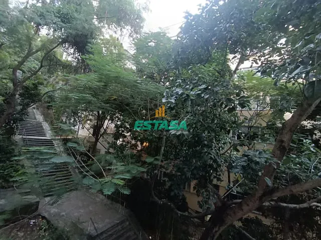 Apartamento 1 quarto e 1 banheiro, para alugar, no bairro Glória em Rio de Janeiro