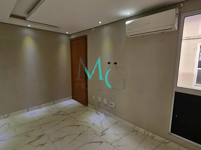 Apartamento 2 quartos e 1 banheiro, para alugar, no bairro Campo Grande em Rio de Janeiro