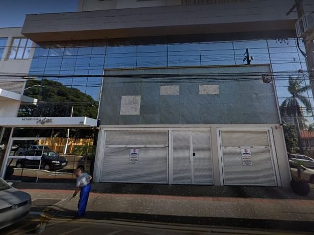 Apartamento com 160m² 3 quartos e 3 banheiros, à venda, no bairro Centro em Rolândia
