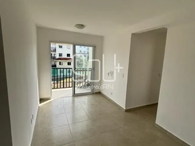 Apartamento 2 quartos e 2 banheiros, à venda, no bairro Parque das Árvores em Parnamirim