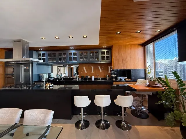 Apartamento com 330m² 4 quartos e 4 banheiros, à venda, no bairro Santa Rosa em Londrina