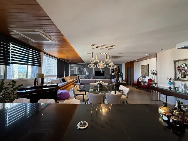 Apartamento com 330m² 4 quartos e 4 banheiros, à venda, no bairro Santa Rosa em Londrina