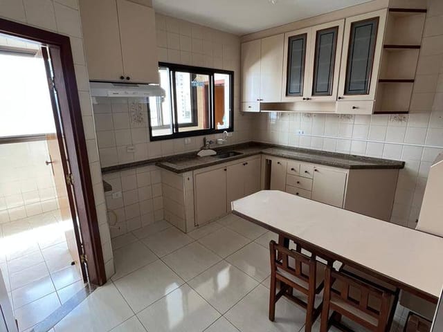 Apartamento com 134m² 3 quartos e 3 banheiros, à venda, no bairro Centro em Taubaté