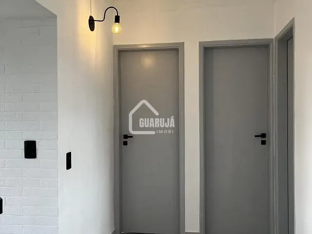 Apartamento 2 quartos e 2 banheiros, à venda, no bairro Enseada em Guarujá