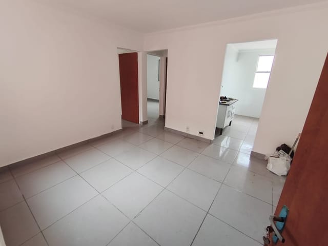 Apartamento 2 quartos e 1 banheiro, à venda, no bairro Vila Lavínia em Mogi das Cruzes