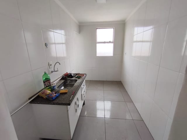 Apartamento 2 quartos e 1 banheiro, à venda, no bairro Vila Lavínia em Mogi das Cruzes