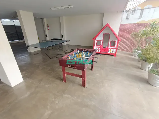 Apartamento 2 quartos e 2 banheiros, para alugar, no bairro Botafogo em Rio de Janeiro