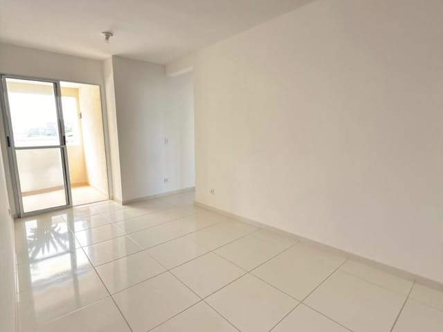 Apartamento 3 quartos e 2 banheiros, à venda, no bairro Espaço Tropical em Barra dos Coqueiros