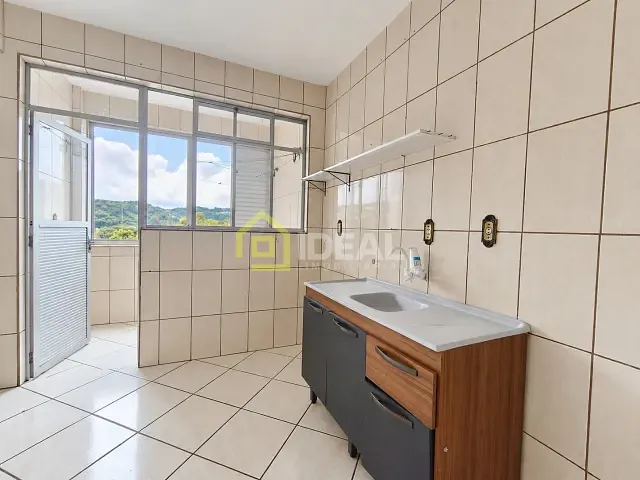 Apartamento 3 quartos e 1 banheiro, para alugar, no bairro Cinquentenário em Concórdia