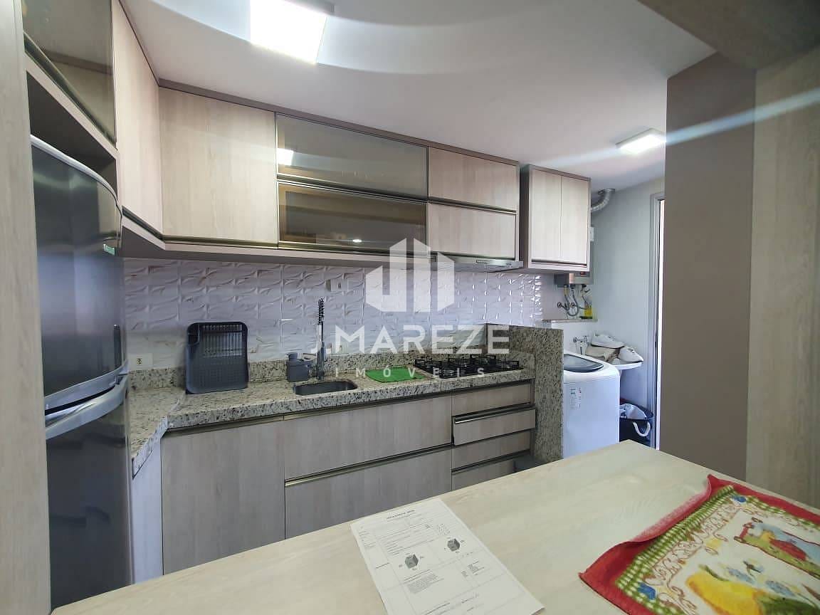 Apartamento à venda com 2 quartos, 75m² - Foto 17